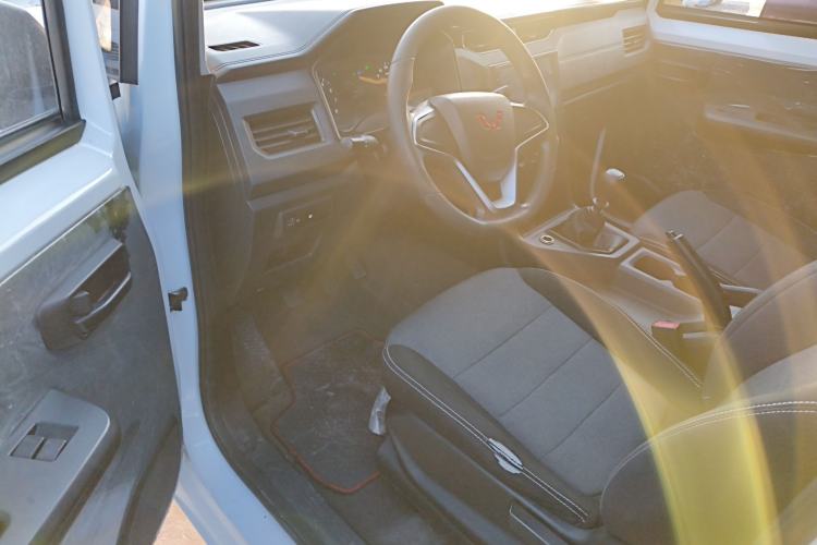 Used Wuling Zhengcheng 2022 2.0L Manual Entrepreneurial Version
