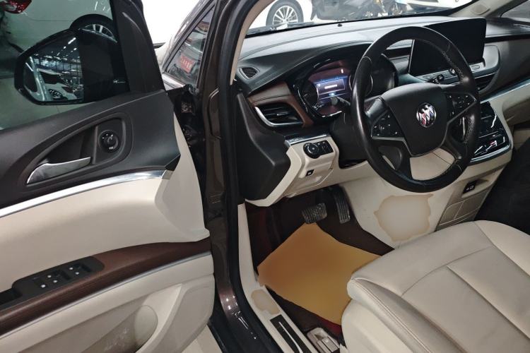 Used Buick GL8 2021 Land Cruiser Executive 652T Premium Model
