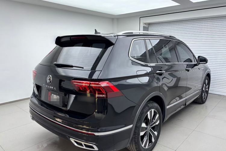 Used Volkswagen Tiguan L 2023 330TSI Automatic Two-Wheel Drive R-Line Enjoyment Edition
