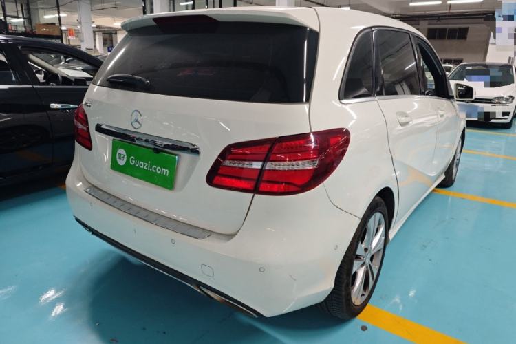 Used Mercedes-Benz B-Class 2015 B 200 Fashion Model
