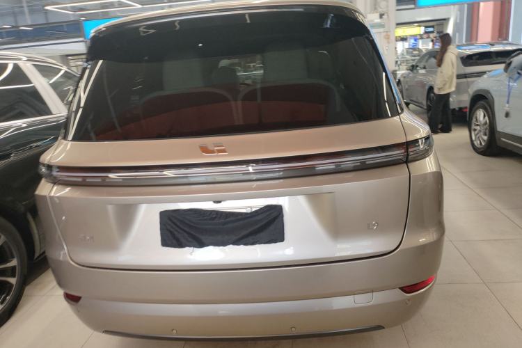 Used Li Auto L9 2022 Max model
