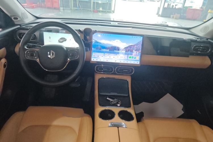 Used Leapmotor C11 2024 All-Electric 580 Luxury Edition
