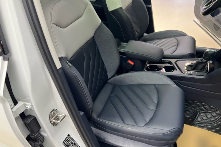 Used Volkswagen Tharu 2024 300TSI Two-Wheel-Drive Full Moon Edition