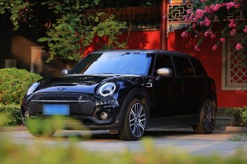 Used MINI Clubman 2023 Revised 2.0T COOPER S Connoisseur