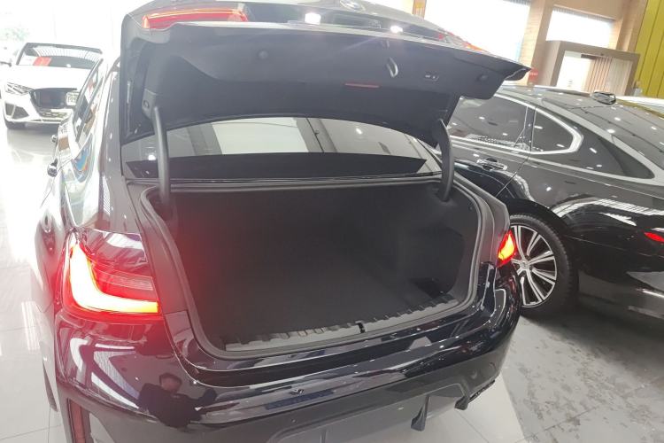 Used BMW 3 Series 2024 325Li M Sport Package