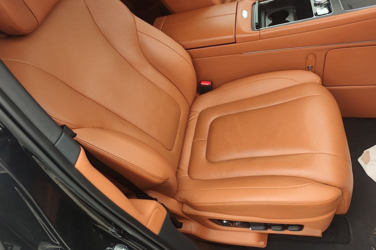 Used Hima AITO M9 2024 All-Electric Ultra Version 100 kWh 6-Seater Model
