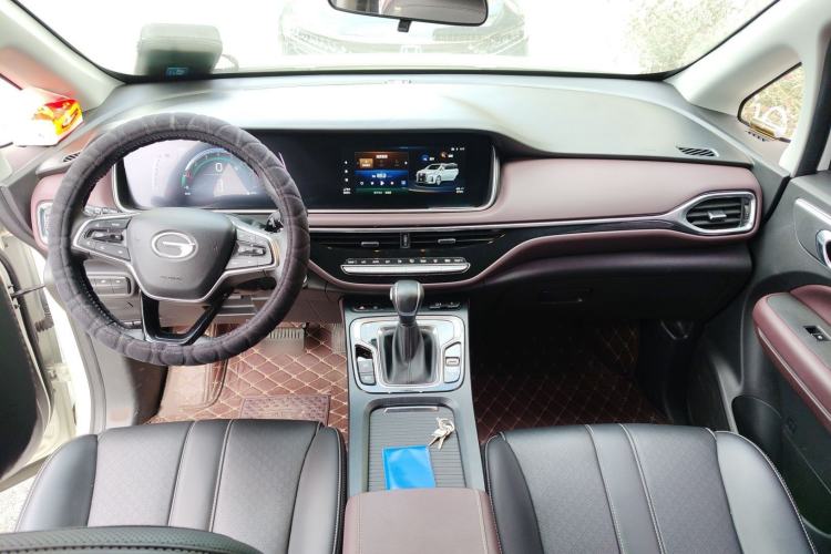 Used GAC Trumpchi M6 2021 PRO 270T DCT Luxury Edition
