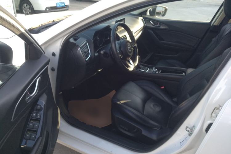 Used Mazda Mazda 3 Axela 2017 Hatchback 2.0L Automatic Sport Model China V Emission Standard