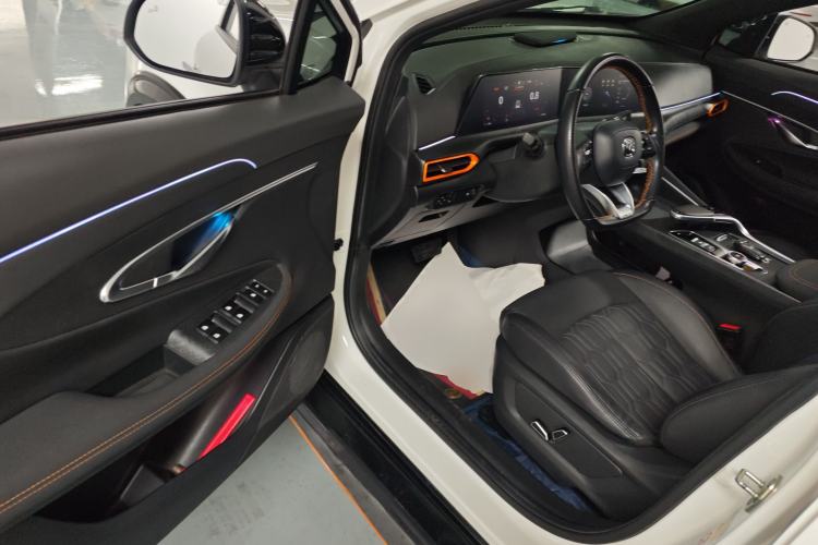 Used Changan UNI-T 2022 1.5T Prestige Version
