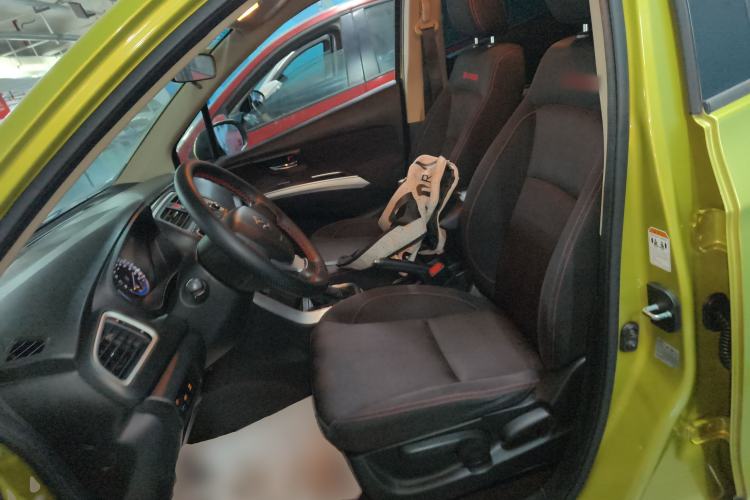 Used Suzuki S-Cross 2014 1.6L CVT Two-Wheel Drive Entry Model
