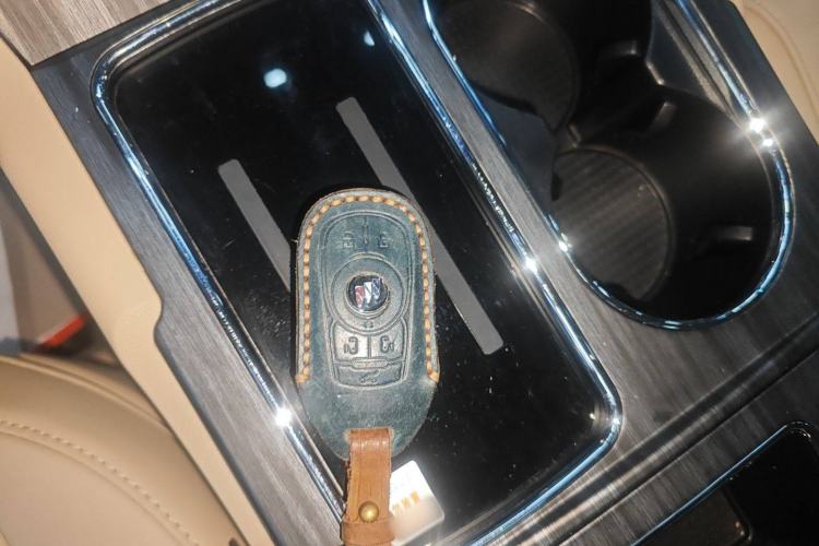 Used Buick GL8 2023 ES Lu Zun Flagship Model
