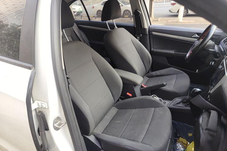 Used Volkswagen Lavida 2017 1.6L Automatic Fashion Edition
