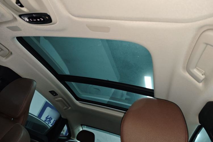 Used Volvo S90 2019 T5 Zhiyi Edition
