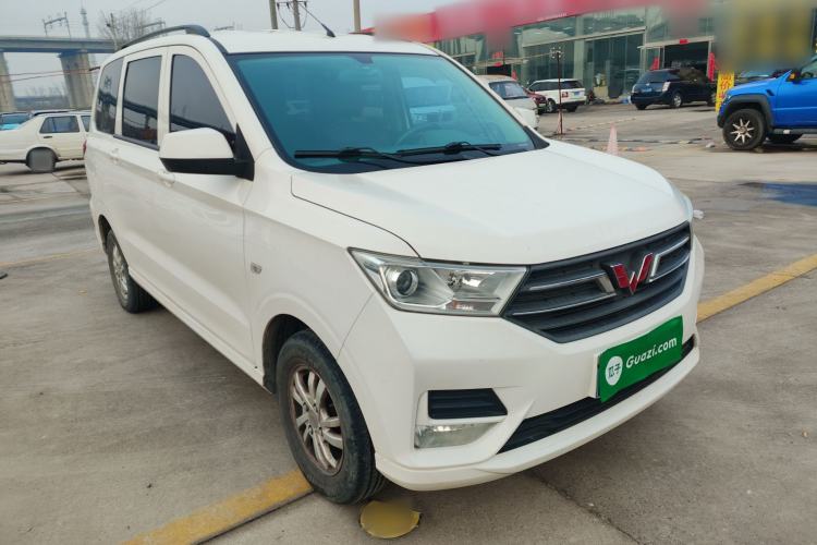 Used Wuling Hongguang 2019 1.5L S Standard Version China VI LAR
