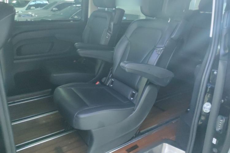 Used Mercedes-Benz Vito 2018 2.0T Business Version China V Emission Standard
