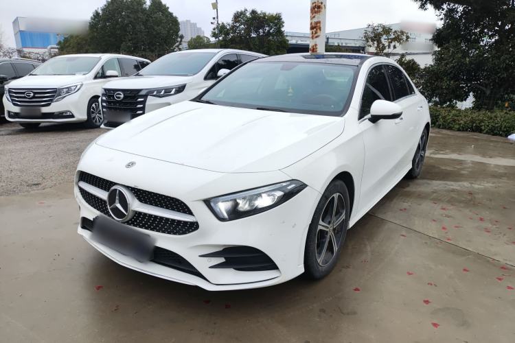 Used Mercedes-Benz A-Class 2022 Revised Version A 200 L Sport Sedan Fashionable Style