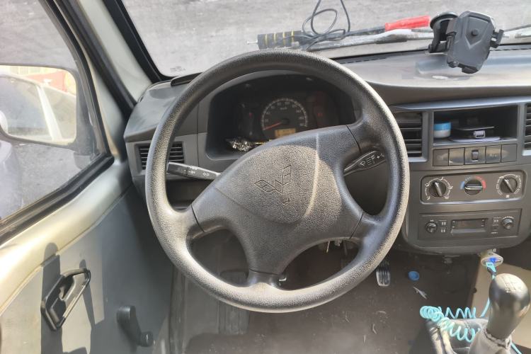 Used Wuling Zhiguang 2013 1.0L Practical Version