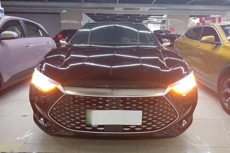 Used BYD Han 2024 DM-i Glory Edition 121KM Prestige Model
