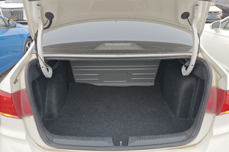 Used Volkswagen Santana 2016 1.6L Manual Fashion Edition