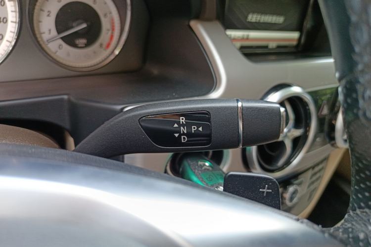 Used Mercedes-Benz GLK-Class 2015 GLK 300 4MATIC Fashion Edition Ultimate Version
