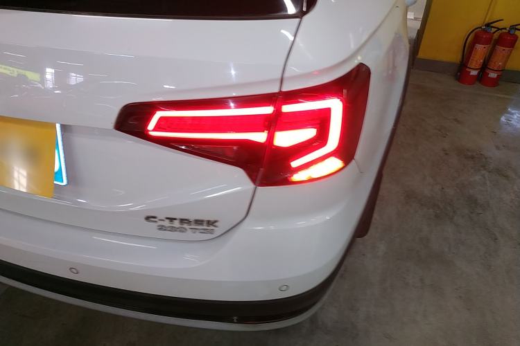 Used Volkswagen C-TREK 2018 230TSI DSG Comfort Model
