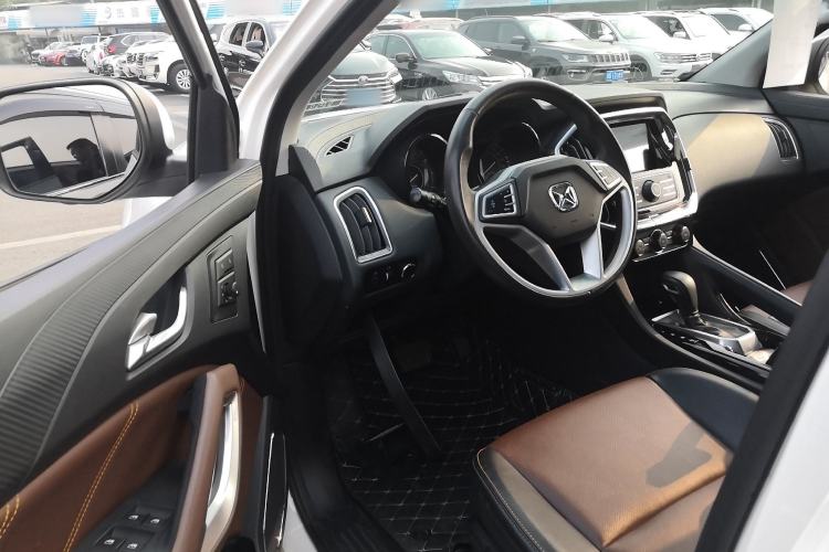 Used JMC Yusheng S350 2016 2.0T Automatic All-Wheel Drive Gasoline Ultra-Luxury 5-Seater