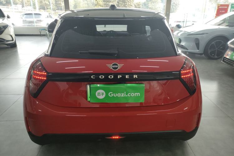 Used  Electric MINI COOPER 2024 456km COOPER E Classic Edition