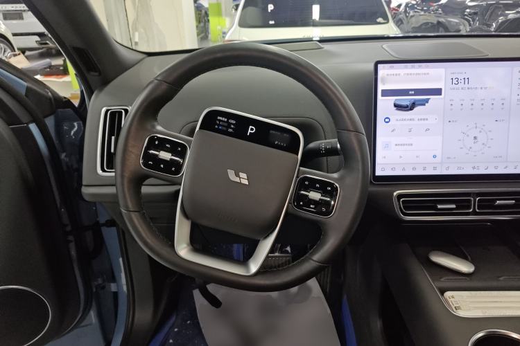 Used Li Auto L9 2022 Max model
