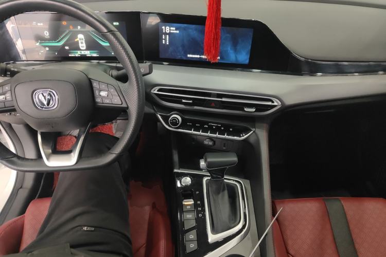 Used Changan Eado 2021 PLUS Blue Whale NE 1.4T GDI DCT Flagship Model
