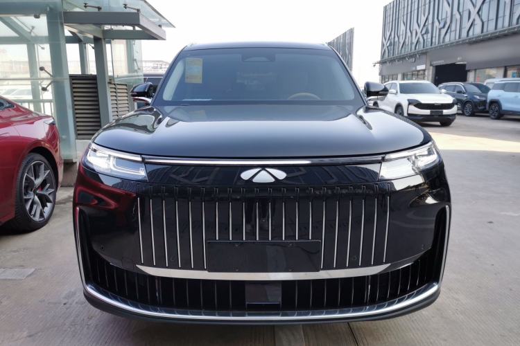 Used Chery T11 2026 Model 220 All-Wheel Drive Dual IMAX Theater Edition