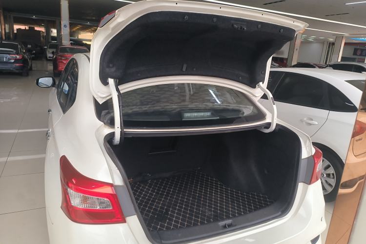 Used Nissan Sylphy 2019 1.6XV CVT Smart Connect Luxury Edition China VI Standard
