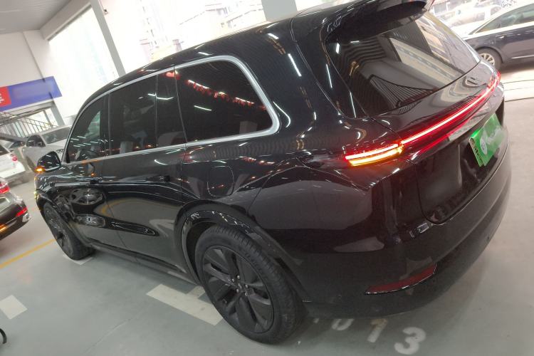 Used Li Auto L9 2022 Max model
