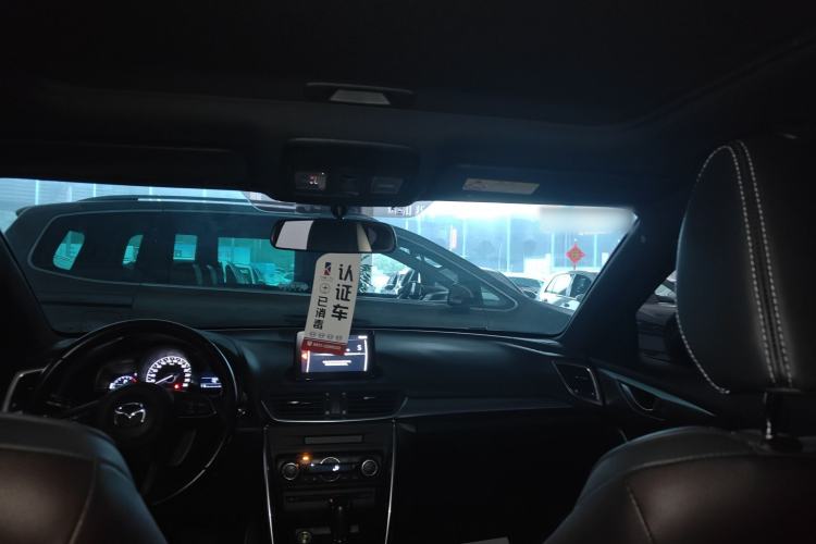 Used Mazda CX-4 2018 2.0L Automatic Two-Wheel Drive Blue Sky Premium Upgrade Version China V Standard
