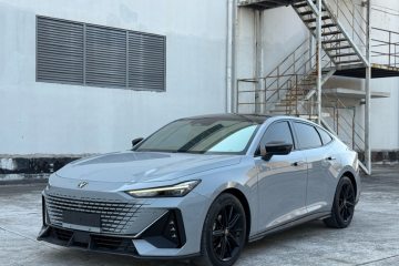 Used Changan UNI-V 2022 1.5T Smart Navigation Version