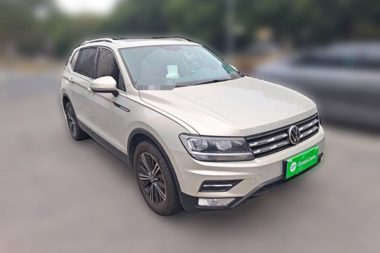 Used Volkswagen Tiguan L 2021 330TSI Automatic Two-Wheel Drive Smart Edition
