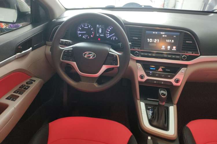 Used Hyundai Elantra 2016 1.6L Automatic ZhiXuan – Elite Version
