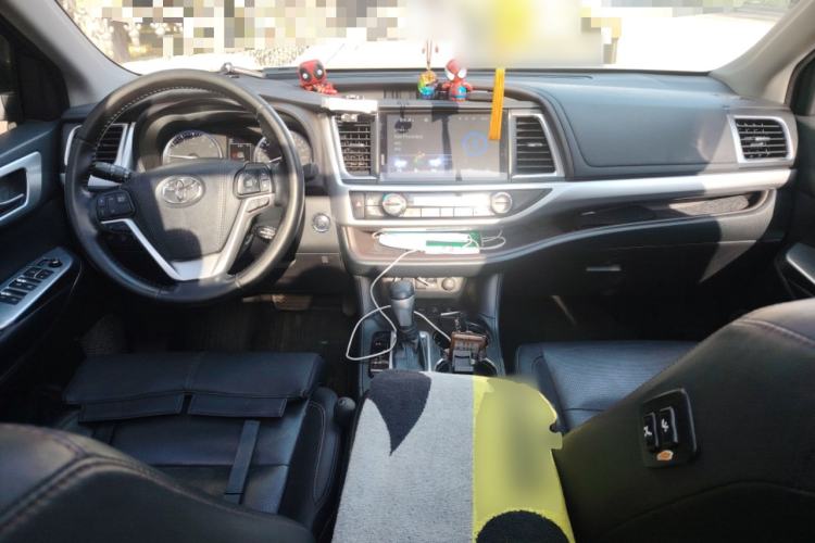 Used Toyota Highlander 2018 2.0T Four-Wheel Drive Prestige Version 7 Seats China V Emission Standard