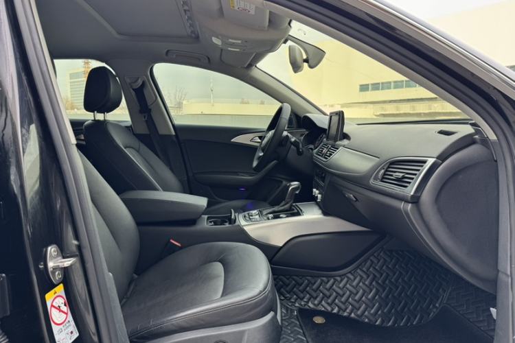 Used Audi A6L 2018 30th Anniversary Edition 35 TFSI Fashion Model
