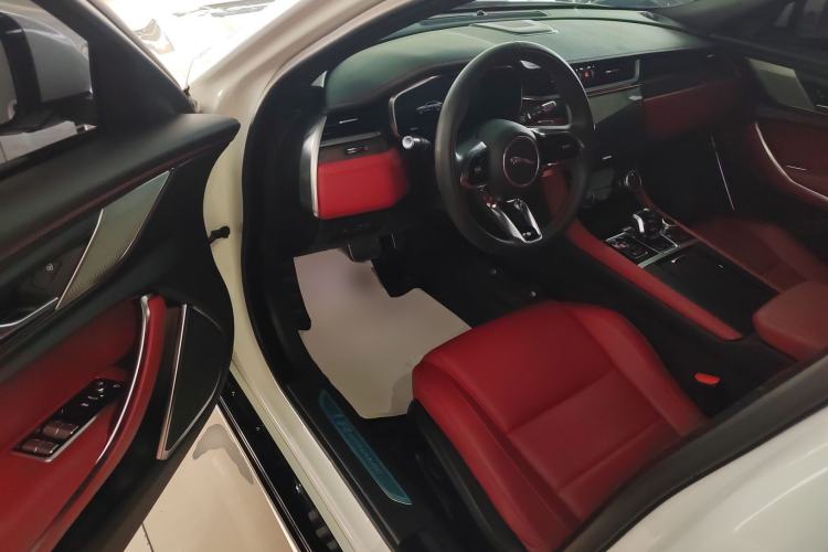 Used Jaguar XFL 2021 XFL 2.0T P250 All-Wheel-Drive Shimmering Black Sport Edition
