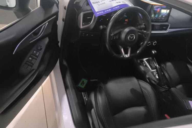 Used Mazda Mazda 3 Axela 2019 Cloud-Controlled Version Sedan 1.5L Automatic Comfort Trim China VI Standard