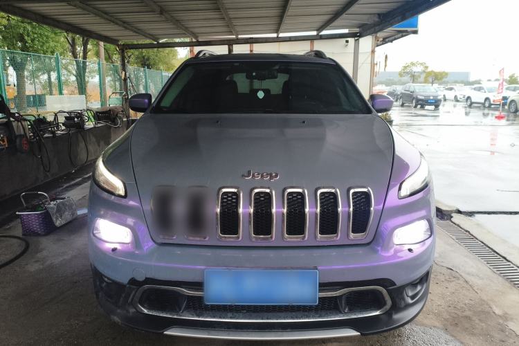 Used  Cherokee 2016 2.4L Superior Edition
