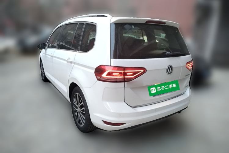 Used Volkswagen Touran 2016 Volkswagen Touran L 280TSI DSG Luxury Edition