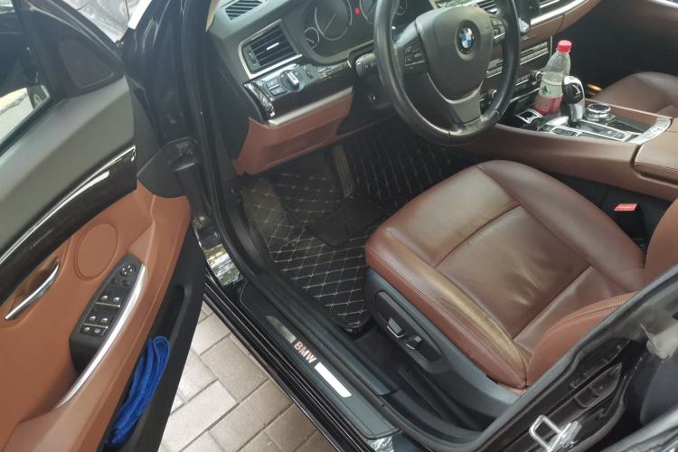 Used BMW 5 Series GT 2014 535i Leading Model
