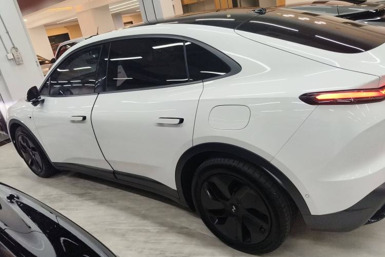 Used ONVO L60 2024 60 kWh Rear-Drive Version
