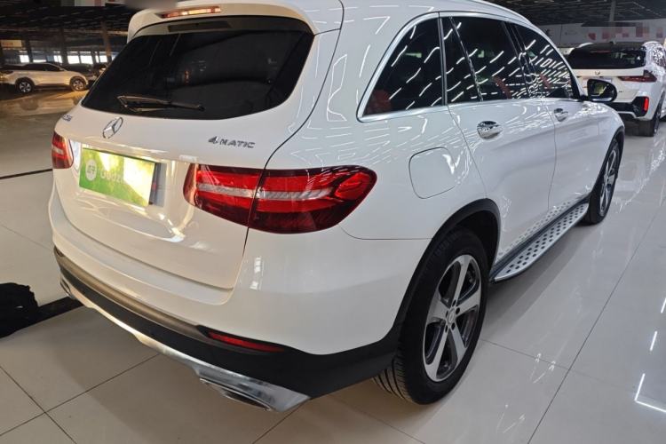 Used Mercedes-Benz GLC 2016 GLC 260 4MATIC Luxury Model