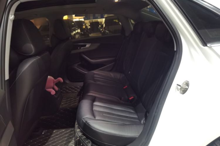 Used Audi A4L 2019 40 TFSI Ambition China VI