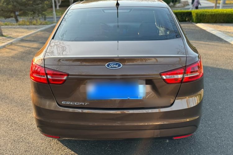 Used Ford Escort 2015 1.5L Automatic Comfort Model
