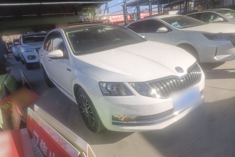 Used Skoda Octavia 2018 1.6L Automatic Luxury Edition