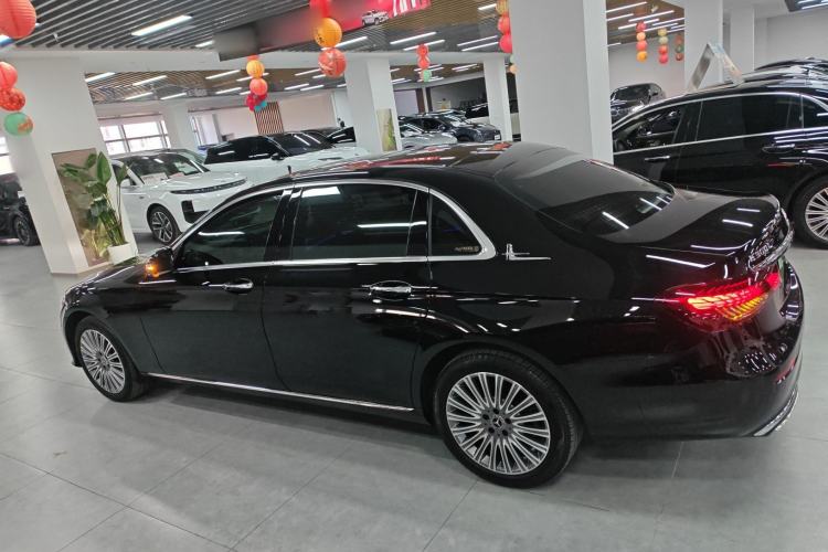 Used Mercedes-Benz E-Class 2023 Updated E 300 L Fashion Edition
