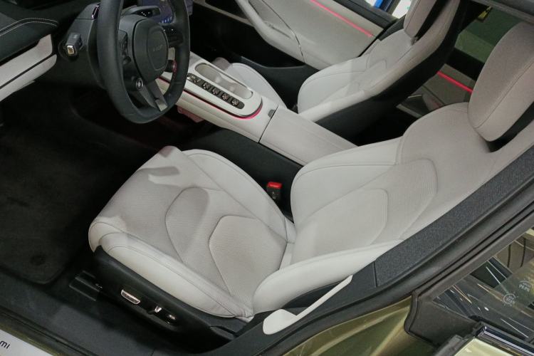 Used  SU7 2024 Rear-Drive Ultra-Long Range Advanced Pro-Level Intelligent Driving Version